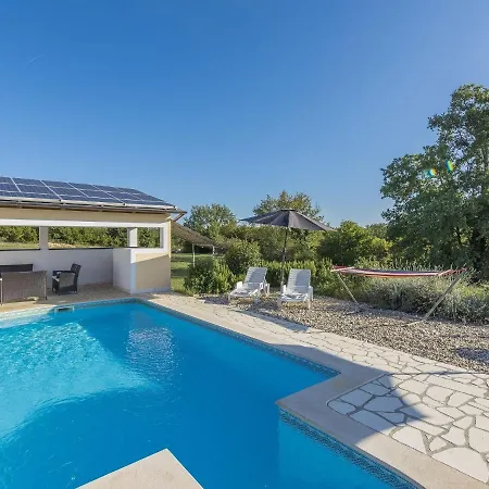 Peaceful In Nova Vas With Swimming Pool
