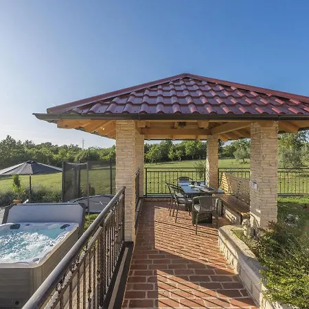 וילה Peaceful In Nova Vas With Swimming Pool Babici