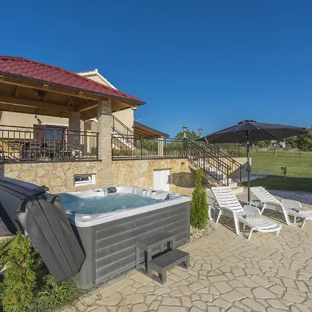 Peaceful In Nova Vas With Swimming Pool * Babici
