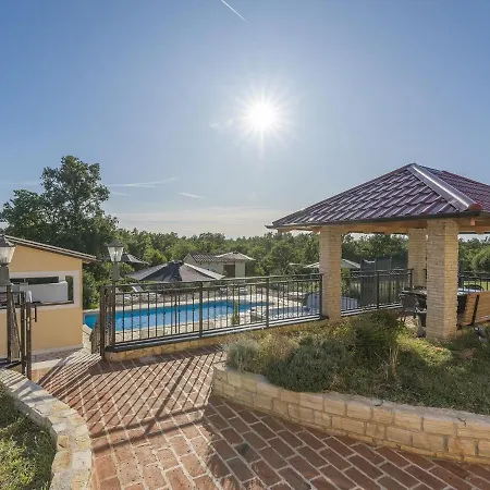Peaceful In Nova Vas With Swimming Pool